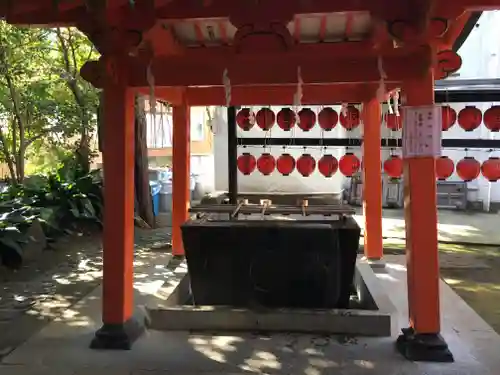 豊栄稲荷神社の手水舎