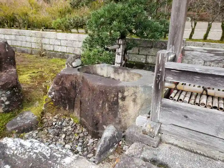 東光寺の手水舎