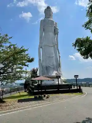 韮崎平和観音(山梨県)