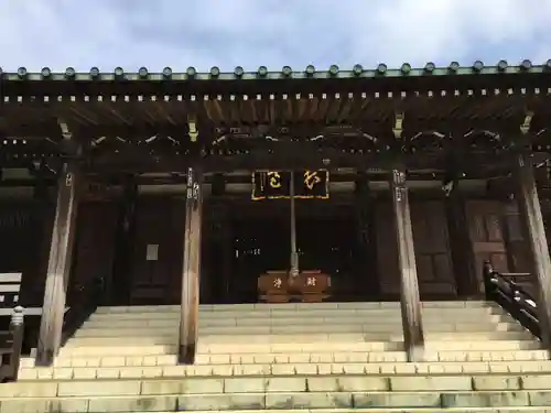 長命寺の本殿・本堂