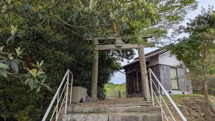 荒神社の鳥居