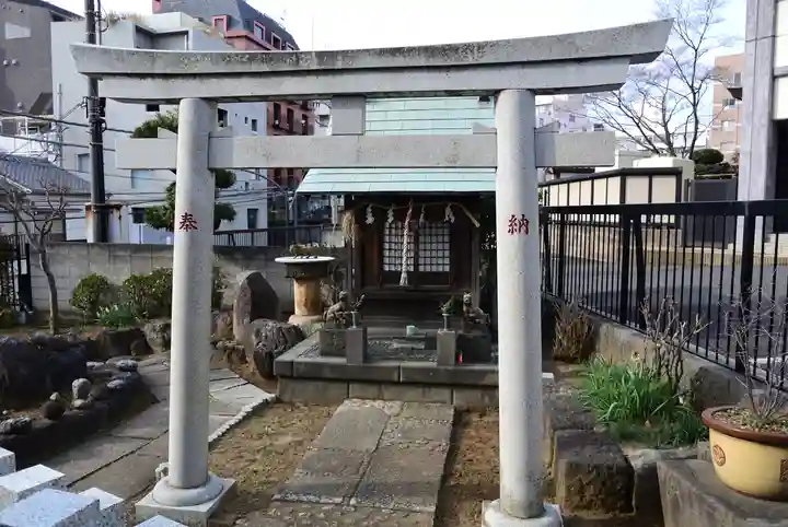榎稲荷神社の鳥居