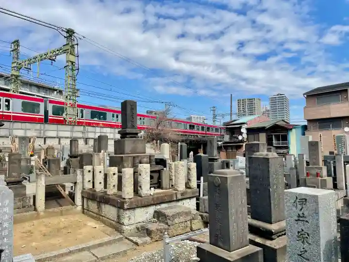 浄瀧寺の{uncategorized: "未分類", other: "その他", undefined: "問題あり", building: "その他建物", grave: "お墓", sacred_gate: "鳥居", guardian: "狛犬", statue: "像", buddha: "仏像", history: "歴史", nature: "自然", garden: "庭園", animal: "動物", pagoda: "塔", temizu: "手水舎", mountain_gate: "山門・神門", sanctuary: "本殿・本堂", subordinate: "末社・摂社", art: "芸術", scenery: "景色", jizo: "地蔵", ema: "絵馬", goshuin: "御朱印", omikuji: "おみくじ", items: "授与品その他", amulet: "お守り", goshuincho: "御朱印帳", eats: "食事", festival: "お祭り", votive_dance: "神楽", shichigosan: "七五三参", wedding: "結婚式", experience: "体験その他", initially: "初詣", around: "周辺", anti_infection: "感染症対策"}
