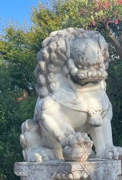 上地八幡宮の狛犬