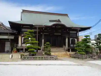 浄瀧寺の本殿・本堂