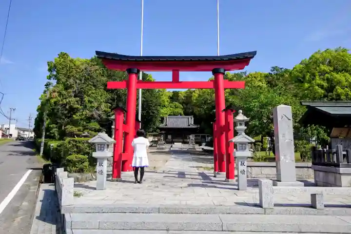八柱社の{uncategorized: "未分類", other: "その他", undefined: "問題あり", building: "その他建物", grave: "お墓", sacred_gate: "鳥居", guardian: "狛犬", statue: "像", buddha: "仏像", history: "歴史", nature: "自然", garden: "庭園", animal: "動物", pagoda: "塔", temizu: "手水舎", mountain_gate: "山門・神門", sanctuary: "本殿・本堂", subordinate: "末社・摂社", art: "芸術", scenery: "景色", jizo: "地蔵", ema: "絵馬", goshuin: "御朱印", omikuji: "おみくじ", items: "授与品その他", amulet: "お守り", goshuincho: "御朱印帳", eats: "食事", festival: "お祭り", votive_dance: "神楽", shichigosan: "七五三参", wedding: "結婚式", experience: "体験その他", initially: "初詣", around: "周辺", anti_infection: "感染症対策"}