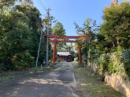 諏訪神社の鳥居