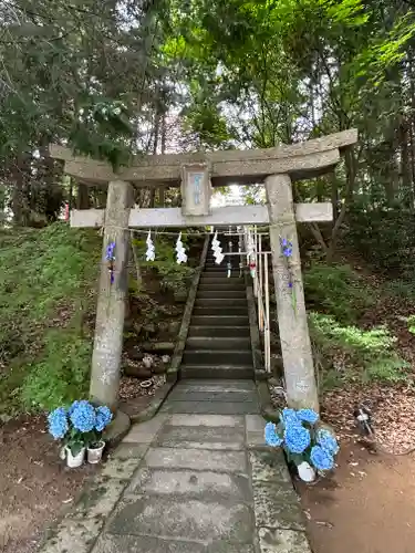 滑川神社 - 仕事と子どもの守り神の鳥居