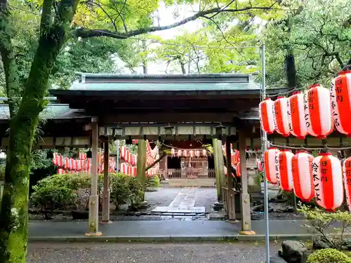 大井神社の山門・神門