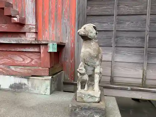 稲荷神社の狛犬