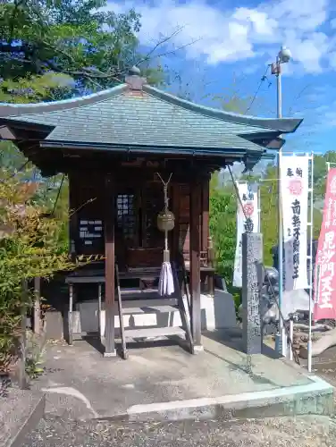 佛眼院の{uncategorized: "未分類", other: "その他", undefined: "問題あり", building: "その他建物", grave: "お墓", sacred_gate: "鳥居", guardian: "狛犬", statue: "像", buddha: "仏像", history: "歴史", nature: "自然", garden: "庭園", animal: "動物", pagoda: "塔", temizu: "手水舎", mountain_gate: "山門・神門", sanctuary: "本殿・本堂", subordinate: "末社・摂社", art: "芸術", scenery: "景色", jizo: "地蔵", ema: "絵馬", goshuin: "御朱印", omikuji: "おみくじ", items: "授与品その他", amulet: "お守り", goshuincho: "御朱印帳", eats: "食事", festival: "お祭り", votive_dance: "神楽", shichigosan: "七五三参", wedding: "結婚式", experience: "体験その他", initially: "初詣", around: "周辺", anti_infection: "感染症対策"}