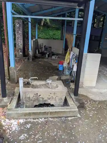 尻冷し地蔵の手水舎