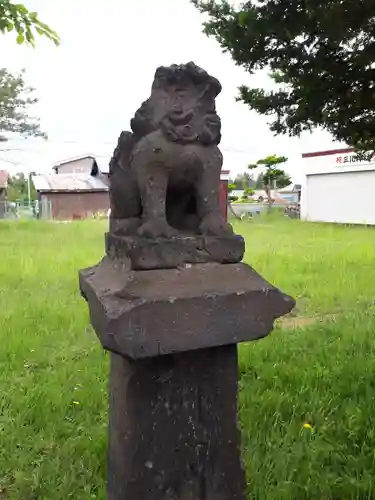 三川神社の狛犬