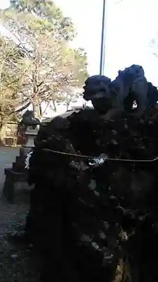 前原御嶽神社の狛犬