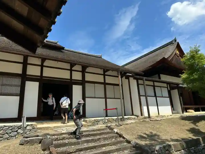 萬福寺の{uncategorized: "未分類", other: "その他", undefined: "問題あり", building: "その他建物", grave: "お墓", sacred_gate: "鳥居", guardian: "狛犬", statue: "像", buddha: "仏像", history: "歴史", nature: "自然", garden: "庭園", animal: "動物", pagoda: "塔", temizu: "手水舎", mountain_gate: "山門・神門", sanctuary: "本殿・本堂", subordinate: "末社・摂社", art: "芸術", scenery: "景色", jizo: "地蔵", ema: "絵馬", goshuin: "御朱印", omikuji: "おみくじ", items: "授与品その他", amulet: "お守り", goshuincho: "御朱印帳", eats: "食事", festival: "お祭り", votive_dance: "神楽", shichigosan: "七五三参", wedding: "結婚式", experience: "体験その他", initially: "初詣", around: "周辺", anti_infection: "感染症対策"}