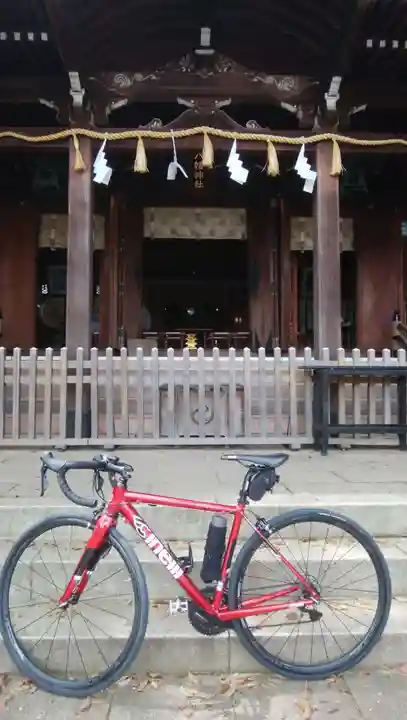 中目黒八幡神社の本殿・本堂