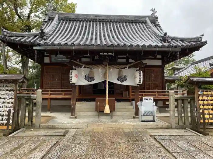 烏須井八幡神社の本殿