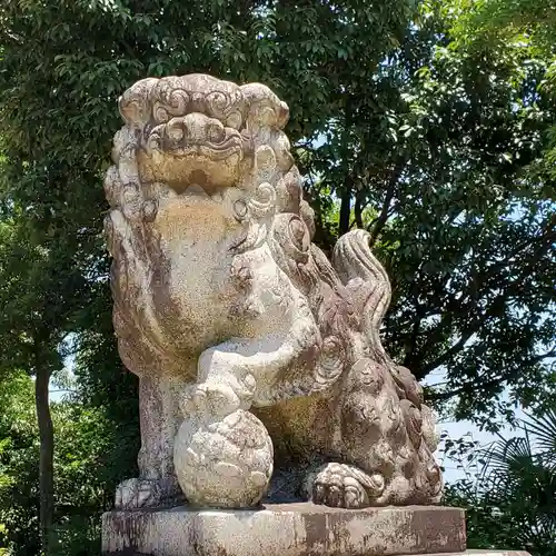 伊久智神社の狛犬