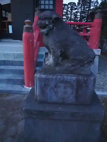 稲荷神社の狛犬