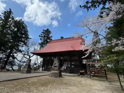 隠津島神社の{uncategorized: "未分類", other: "その他", undefined: "問題あり", building: "その他建物", grave: "お墓", sacred_gate: "鳥居", guardian: "狛犬", statue: "像", buddha: "仏像", history: "歴史", nature: "自然", garden: "庭園", animal: "動物", pagoda: "塔", temizu: "手水舎", mountain_gate: "山門・神門", sanctuary: "本殿・本堂", subordinate: "末社・摂社", art: "芸術", scenery: "景色", jizo: "地蔵", ema: "絵馬", goshuin: "御朱印", omikuji: "おみくじ", items: "授与品その他", amulet: "お守り", goshuincho: "御朱印帳", eats: "食事", festival: "お祭り", votive_dance: "神楽", shichigosan: "七五三参", wedding: "結婚式", experience: "体験その他", initially: "初詣", around: "周辺", anti_infection: "感染症対策"}