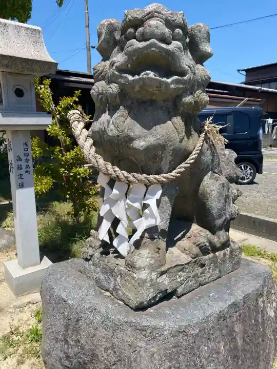 大浦神社の{uncategorized: "未分類", other: "その他", undefined: "問題あり", building: "その他建物", grave: "お墓", sacred_gate: "鳥居", guardian: "狛犬", statue: "像", buddha: "仏像", history: "歴史", nature: "自然", garden: "庭園", animal: "動物", pagoda: "塔", temizu: "手水舎", mountain_gate: "山門・神門", sanctuary: "本殿・本堂", subordinate: "末社・摂社", art: "芸術", scenery: "景色", jizo: "地蔵", ema: "絵馬", goshuin: "御朱印", omikuji: "おみくじ", items: "授与品その他", amulet: "お守り", goshuincho: "御朱印帳", eats: "食事", festival: "お祭り", votive_dance: "神楽", shichigosan: "七五三参", wedding: "結婚式", experience: "体験その他", initially: "初詣", around: "周辺", anti_infection: "感染症対策"}