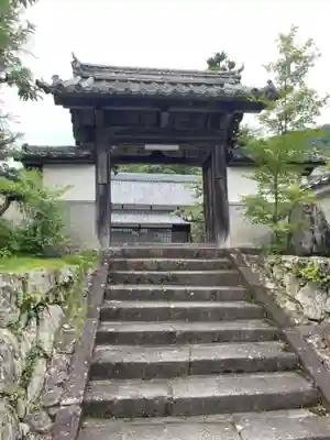 神応寺(神應寺)の山門・神門