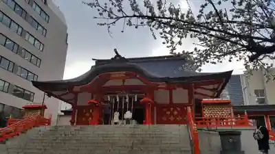 花園神社の本殿・本堂