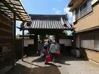 祐正寺の山門・神門
