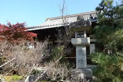 清凉寺の本殿・本堂