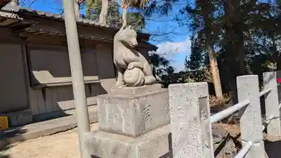 伊奈利神社の狛犬
