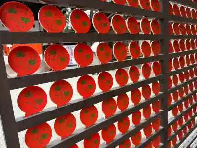 河合神社（鴨川合坐小社宅神社）の{uncategorized: "未分類", other: "その他", undefined: "問題あり", building: "その他建物", grave: "お墓", sacred_gate: "鳥居", guardian: "狛犬", statue: "像", buddha: "仏像", history: "歴史", nature: "自然", garden: "庭園", animal: "動物", pagoda: "塔", temizu: "手水舎", mountain_gate: "山門・神門", sanctuary: "本殿・本堂", subordinate: "末社・摂社", art: "芸術", scenery: "景色", jizo: "地蔵", ema: "絵馬", goshuin: "御朱印", omikuji: "おみくじ", items: "授与品その他", amulet: "お守り", goshuincho: "御朱印帳", eats: "食事", festival: "お祭り", votive_dance: "神楽", shichigosan: "七五三参", wedding: "結婚式", experience: "体験その他", initially: "初詣", around: "周辺", anti_infection: "感染症対策"}