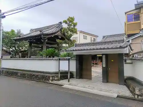 専光寺の山門・神門