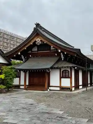 長全寺の{uncategorized: "未分類", other: "その他", undefined: "問題あり", building: "その他建物", grave: "お墓", sacred_gate: "鳥居", guardian: "狛犬", statue: "像", buddha: "仏像", history: "歴史", nature: "自然", garden: "庭園", animal: "動物", pagoda: "塔", temizu: "手水舎", mountain_gate: "山門・神門", sanctuary: "本殿・本堂", subordinate: "末社・摂社", art: "芸術", scenery: "景色", jizo: "地蔵", ema: "絵馬", goshuin: "御朱印", omikuji: "おみくじ", items: "授与品その他", amulet: "お守り", goshuincho: "御朱印帳", eats: "食事", festival: "お祭り", votive_dance: "神楽", shichigosan: "七五三参", wedding: "結婚式", experience: "体験その他", initially: "初詣", around: "周辺", anti_infection: "感染症対策"}