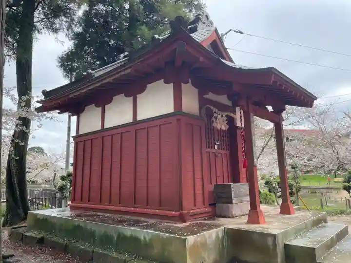 厳島神社 谷弁財天の{uncategorized: "未分類", other: "その他", undefined: "問題あり", building: "その他建物", grave: "お墓", sacred_gate: "鳥居", guardian: "狛犬", statue: "像", buddha: "仏像", history: "歴史", nature: "自然", garden: "庭園", animal: "動物", pagoda: "塔", temizu: "手水舎", mountain_gate: "山門・神門", sanctuary: "本殿・本堂", subordinate: "末社・摂社", art: "芸術", scenery: "景色", jizo: "地蔵", ema: "絵馬", goshuin: "御朱印", omikuji: "おみくじ", items: "授与品その他", amulet: "お守り", goshuincho: "御朱印帳", eats: "食事", festival: "お祭り", votive_dance: "神楽", shichigosan: "七五三参", wedding: "結婚式", experience: "体験その他", initially: "初詣", around: "周辺", anti_infection: "感染症対策"}