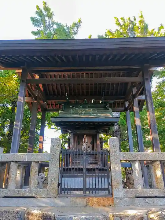 八王子社の本殿・本堂