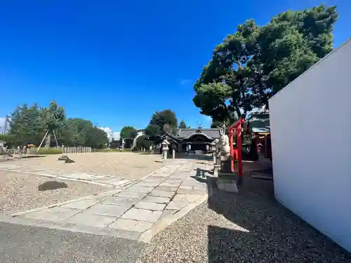 姫嶋神社の庭園