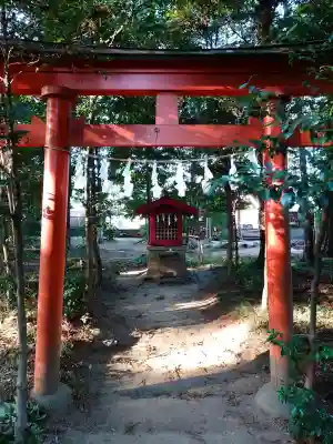 菅谷神社の{uncategorized: "未分類", other: "その他", undefined: "問題あり", building: "その他建物", grave: "お墓", sacred_gate: "鳥居", guardian: "狛犬", statue: "像", buddha: "仏像", history: "歴史", nature: "自然", garden: "庭園", animal: "動物", pagoda: "塔", temizu: "手水舎", mountain_gate: "山門・神門", sanctuary: "本殿・本堂", subordinate: "末社・摂社", art: "芸術", scenery: "景色", jizo: "地蔵", ema: "絵馬", goshuin: "御朱印", omikuji: "おみくじ", items: "授与品その他", amulet: "お守り", goshuincho: "御朱印帳", eats: "食事", festival: "お祭り", votive_dance: "神楽", shichigosan: "七五三参", wedding: "結婚式", experience: "体験その他", initially: "初詣", around: "周辺", anti_infection: "感染症対策"}