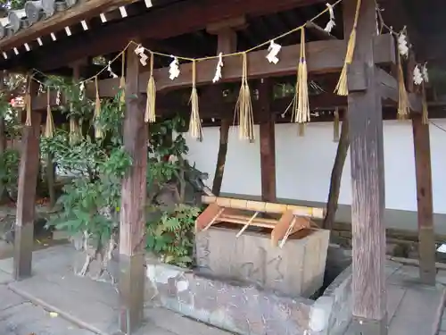 射楯兵主神社の手水舎