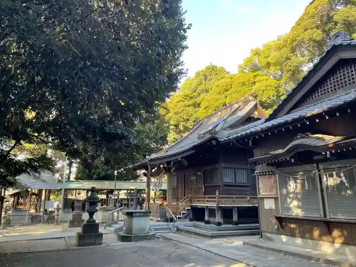 白髭神社の{uncategorized: "未分類", other: "その他", undefined: "問題あり", building: "その他建物", grave: "お墓", sacred_gate: "鳥居", guardian: "狛犬", statue: "像", buddha: "仏像", history: "歴史", nature: "自然", garden: "庭園", animal: "動物", pagoda: "塔", temizu: "手水舎", mountain_gate: "山門・神門", sanctuary: "本殿・本堂", subordinate: "末社・摂社", art: "芸術", scenery: "景色", jizo: "地蔵", ema: "絵馬", goshuin: "御朱印", omikuji: "おみくじ", items: "授与品その他", amulet: "お守り", goshuincho: "御朱印帳", eats: "食事", festival: "お祭り", votive_dance: "神楽", shichigosan: "七五三参", wedding: "結婚式", experience: "体験その他", initially: "初詣", around: "周辺", anti_infection: "感染症対策"}