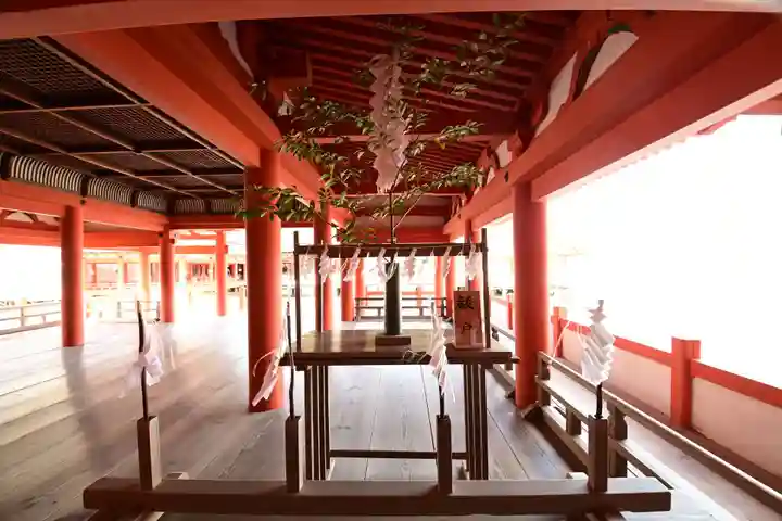 厳島神社(広島県)