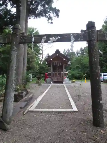 亀岡八幡宮の鳥居