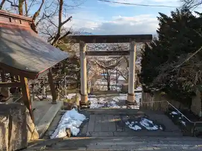 烏帽子山八幡宮(山形県)