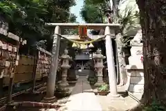 高円寺氷川神社の鳥居