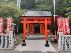 鶴若稲荷神社の鳥居