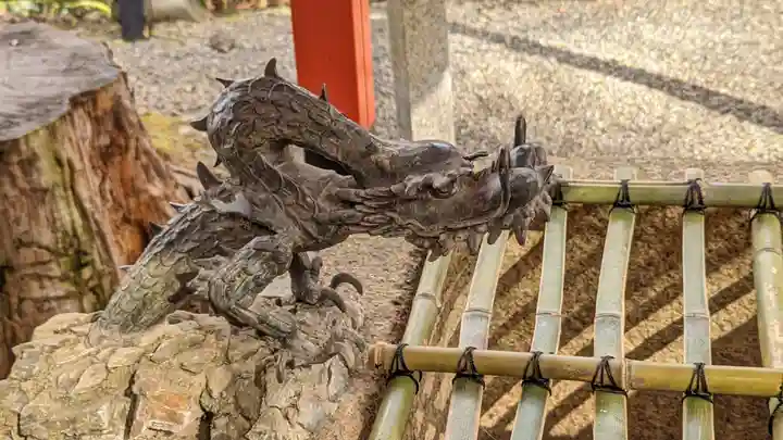 櫟谷宗像神社(松尾大社摂社)の手水舎