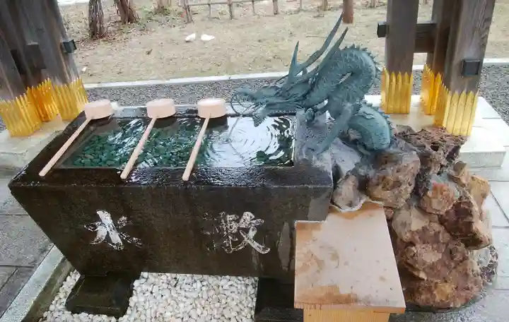 西野神社の手水舎