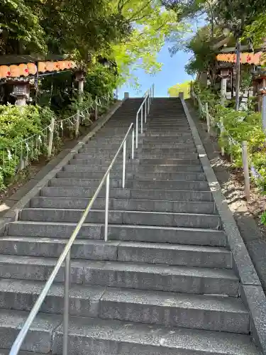 検見川神社の{uncategorized: "未分類", other: "その他", undefined: "問題あり", building: "その他建物", grave: "お墓", sacred_gate: "鳥居", guardian: "狛犬", statue: "像", buddha: "仏像", history: "歴史", nature: "自然", garden: "庭園", animal: "動物", pagoda: "塔", temizu: "手水舎", mountain_gate: "山門・神門", sanctuary: "本殿・本堂", subordinate: "末社・摂社", art: "芸術", scenery: "景色", jizo: "地蔵", ema: "絵馬", goshuin: "御朱印", omikuji: "おみくじ", items: "授与品その他", amulet: "お守り", goshuincho: "御朱印帳", eats: "食事", festival: "お祭り", votive_dance: "神楽", shichigosan: "七五三参", wedding: "結婚式", experience: "体験その他", initially: "初詣", around: "周辺", anti_infection: "感染症対策"}