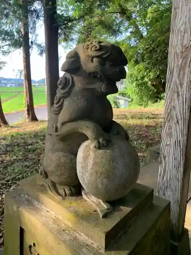 根方神社の狛犬