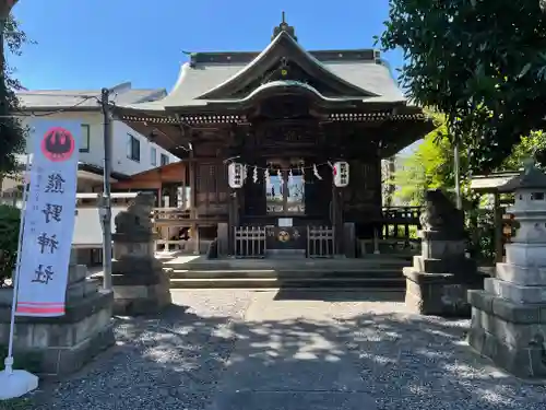 立川熊野神社の本殿・本堂