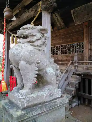 大高山神社の狛犬